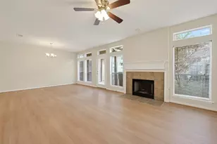 18 W Greenhill Terrace Pl, The Woodlands, TX 77382 - Photo 8