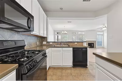 18 W Greenhill Terrace Place, The Woodlands, TX 77382 - Photo 18