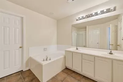 18 W Greenhill Terrace Place, The Woodlands, TX 77382 - Photo 26