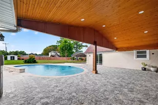 4901 Burning Tree Dr, Baytown, TX 77521 - Photo 38