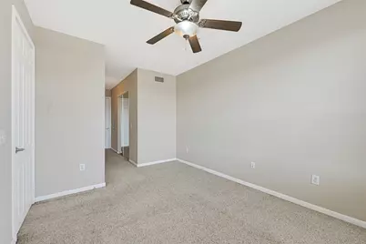 7575 Kirby Drive #1202, Houston, TX 77030 - Photo 8