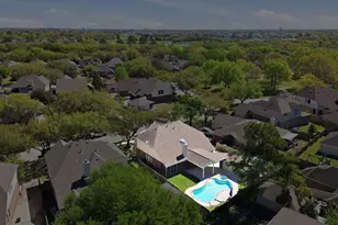 10711 N Belmont Ct, Houston, TX 77065 - Photo 34