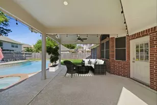 10711 N Belmont Ct, Houston, TX 77065 - Photo 30