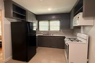 12905 Orleans St, Houston, TX 77015 - Photo 8