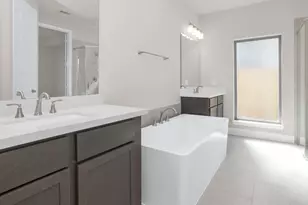 12755 Copperbush Dr, Conroe, TX 77302 - Photo 14