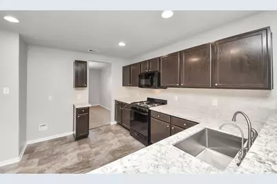 8815 Bison Meadow Trail, Rosharon, TX 77583 - Photo 10