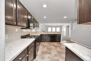 8815 Bison Mdw Trl, Rosharon, TX 77583 - Photo 8