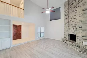 3610 Honey Creek Dr, Sugar Land, TX 77478 - Photo 10