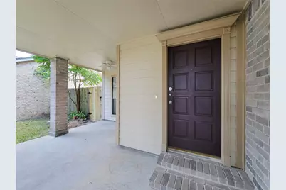 3610 Honey Creek Drive, Sugar Land, TX 77478 - Photo 4