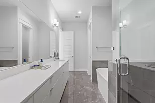 2527 Hollister St, Houston, TX 77080 - Photo 14