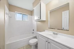12006 Pompton Dr, Houston, TX 77089 - Photo 8