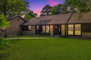 20312 St Andrews Cir, Huntsville, TX 77320 - Photo 2