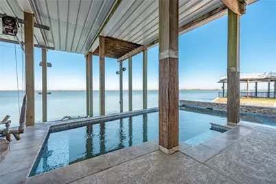 1640 Windsong Way, Tiki Island, TX 77554 - Photo 32