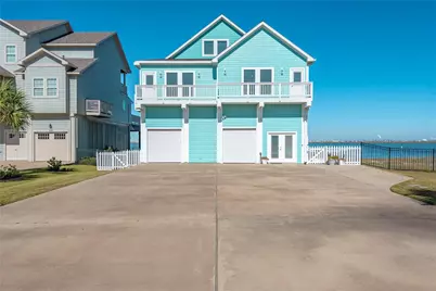 1640 Windsong Way, Tiki Island, TX 77554 - Photo 2