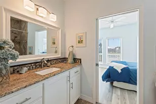 1640 Windsong Way, Tiki Island, TX 77554 - Photo 20