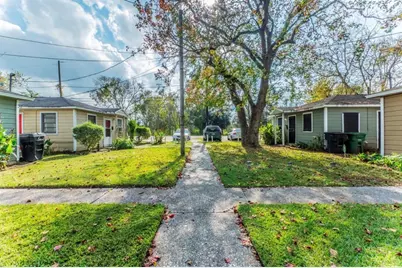 4753 Mallow Street #c, Houston, TX 77033 - Photo 8