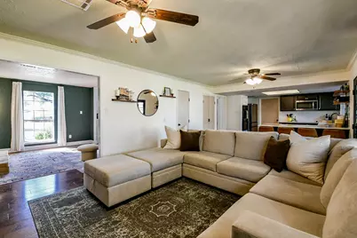 2914 Quail Valley East Drive, Missouri City, TX 77489 - Photo 12