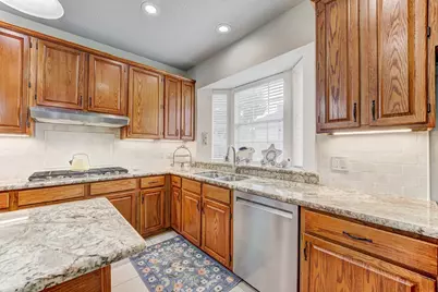 2810 Plantation Wood Lane, Missouri City, TX 77459 - Photo 14