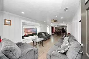 7913 Henson St, Houston, TX 77028 - Photo 12