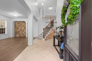 5714 Brookway Willow Dr, Spring, TX 77379 - Photo 2