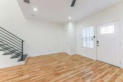 4830 Burma Road #A B, Houston, TX 77033 - Photo 6