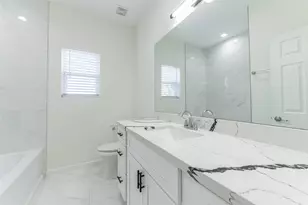 4830 Burma Rd, Houston, TX 77033 - Photo 24