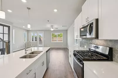 3223 Quiet Sunset Drive, Houston, TX 77080 - Photo 8