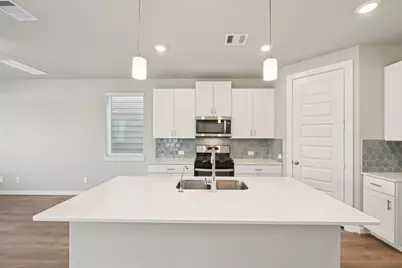 3223 Quiet Sunset Drive, Houston, TX 77080 - Photo 1