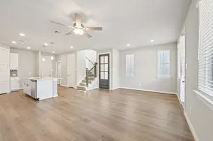 3223 Quiet Sunset Dr, Houston, TX 77080 - Photo 10