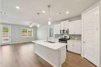 3223 Quiet Sunset Drive, Houston, TX 77080 - Photo 2