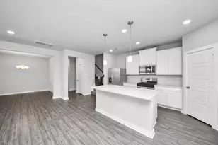 8505 Rising Stream Dr, Houston, TX 77063 - Photo 14