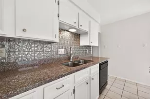 3927 Heathersage Dr, Houston, TX 77084 - Photo 10