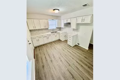 5707 Balbo Street, Houston, TX 77091 - Photo 8