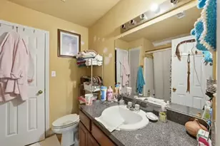 6825 Richwood Dr, Dallas, TX 75237 - Photo 14