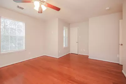 553 Small Cedar Drive, League City, TX 77573 - Photo 10