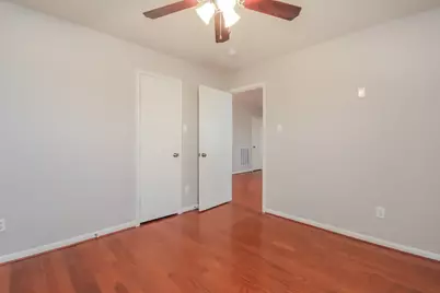 553 Small Cedar Drive, League City, TX 77573 - Photo 14