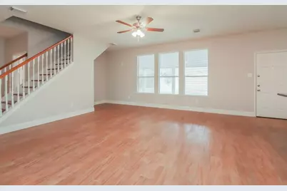 553 Small Cedar Drive, League City, TX 77573 - Photo 4