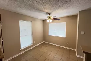 6902 Feather Creek Dr, Houston, TX 77086 - Photo 4