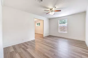 4735 Marietta Ln, Houston, TX 77021 - Photo 24