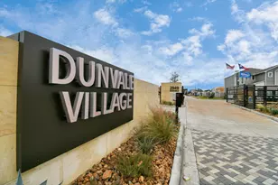 3112 Valley Peak Dr, Houston, TX 77063 - Photo 2