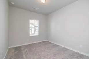 3112 Valley Peak Dr, Houston, TX 77063 - Photo 14