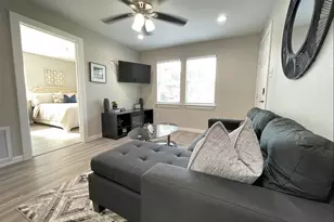 4326 Alconbury Street Ln, Houston, TX 77021 - Photo 8