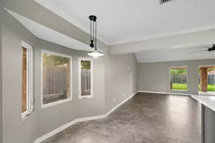 9711 Cantertrot Dr, Humble, TX 77338 - Photo 6