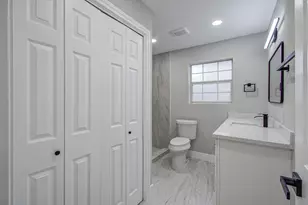 13221 Candlewick St, Houston, TX 77015 - Photo 24