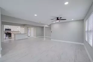 13221 Candlewick St, Houston, TX 77015 - Photo 6
