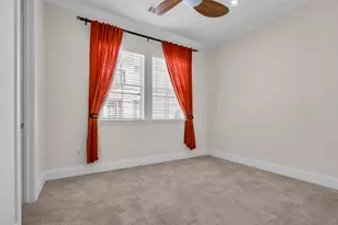 7134 Mapleridge St, Houston, TX 77081 - Photo 10