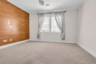 7134 Mapleridge St, Houston, TX 77081 - Photo 8