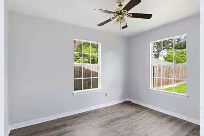 3517 Sparrow Street, Houston, TX 77051 - Photo 32