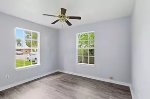 3517 Sparrow St, Houston, TX 77051 - Photo 28