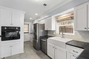 6225 Locke Ln, Houston, TX 77057 - Photo 14